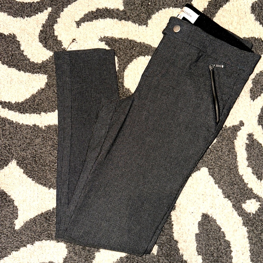 Skinny dress pants